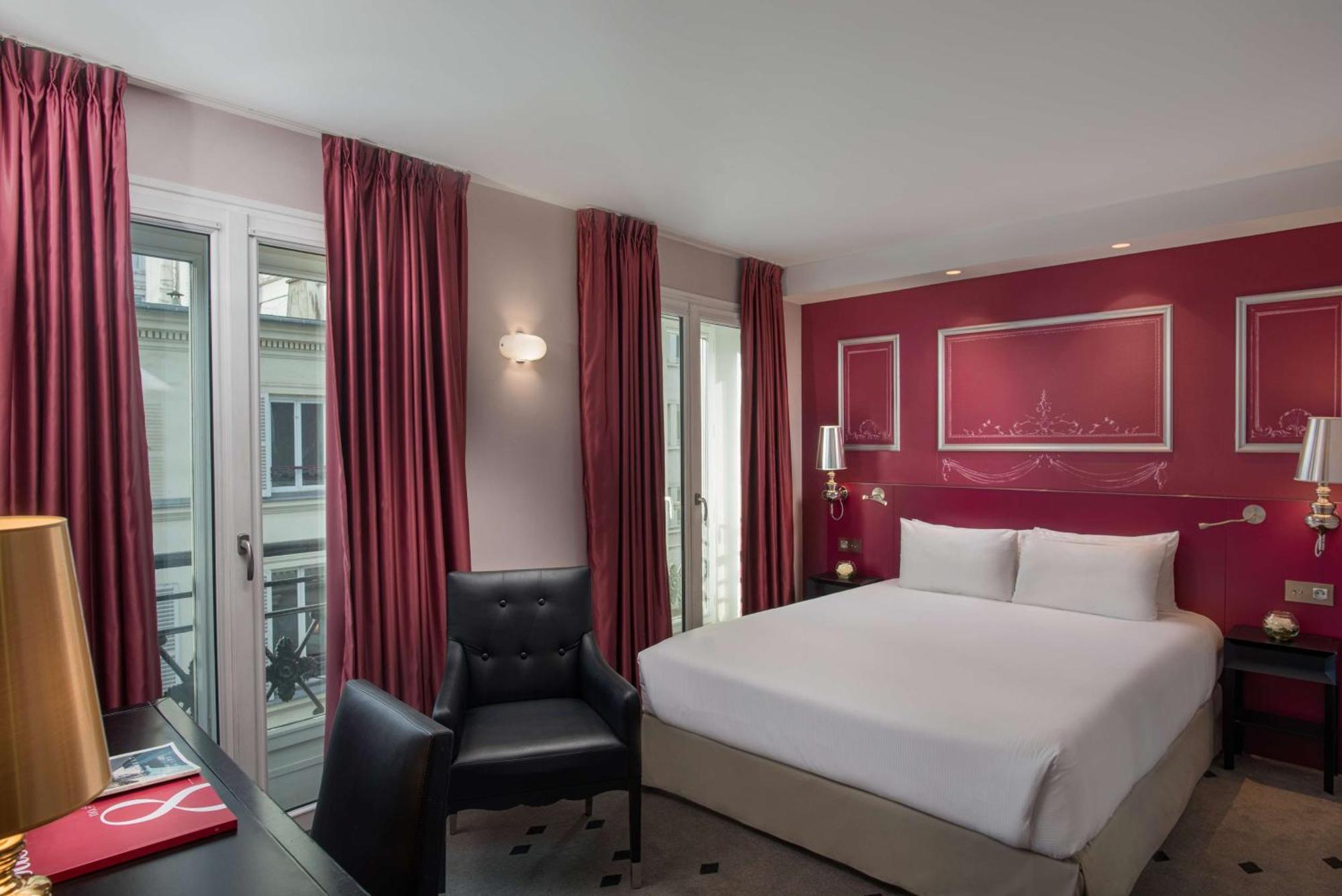 Nh Paris Champs-Elysees Exteriör bild